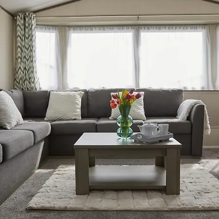 The Cove * Scarborough